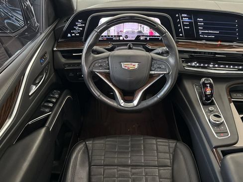 Used 2022 Cadillac Escalade Sport Platinum w/ LPO, ONYX Package AWD/4WD image 29