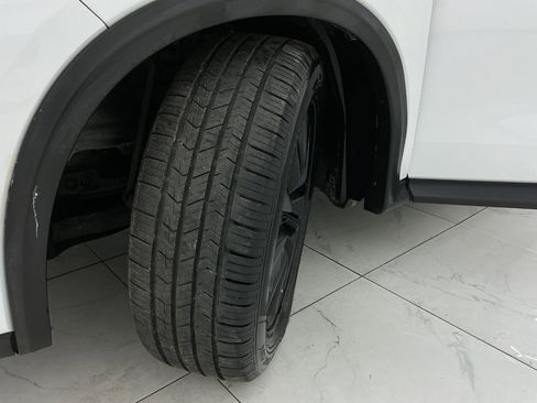 Used 2019 INFINITI QX50 Luxe FWD image 47