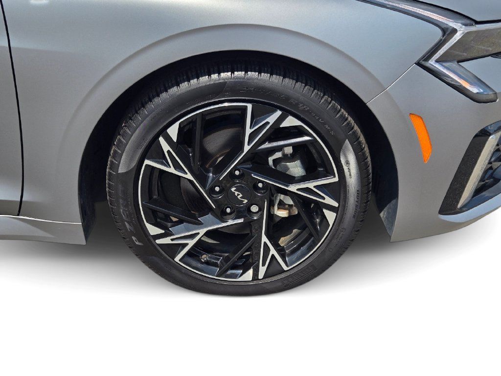 Certified 2025 Kia K5 GT-Line w/ GT-Line Premium Package FWD image 6
