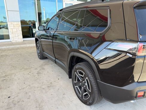 Used 2026 Jeep Cherokee Limited AWD/4WD image 14