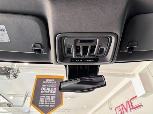 Certified 2022 GMC Sierra 1500 Denali AWD/4WD image 28