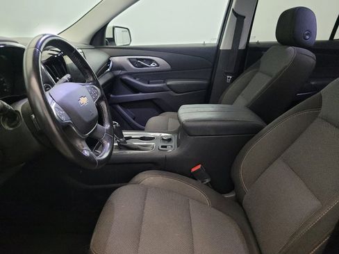 Used 2018 Chevrolet Traverse LT FWD image 17