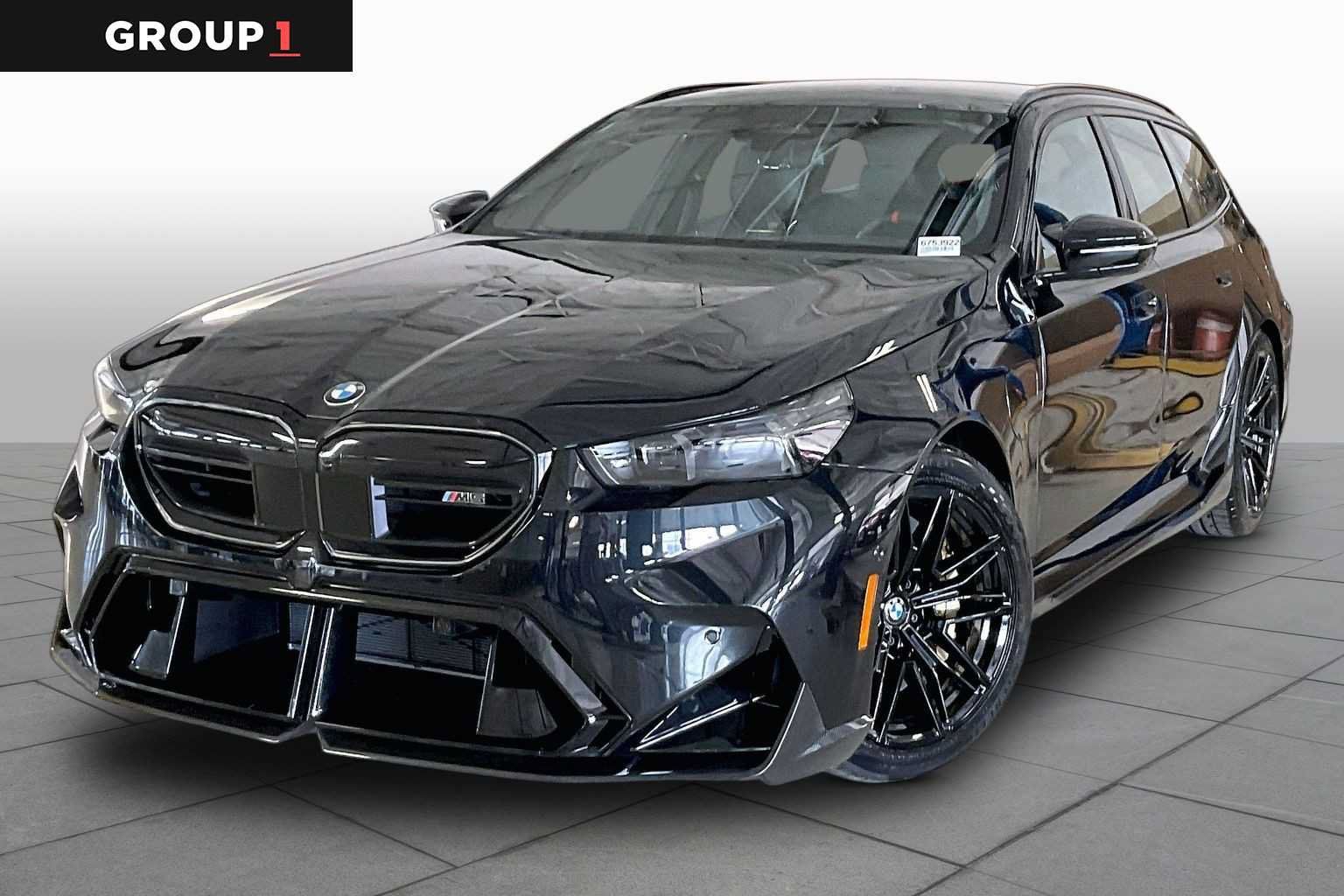 New 2027 BMW M5 Touring AWD/4WD image 1