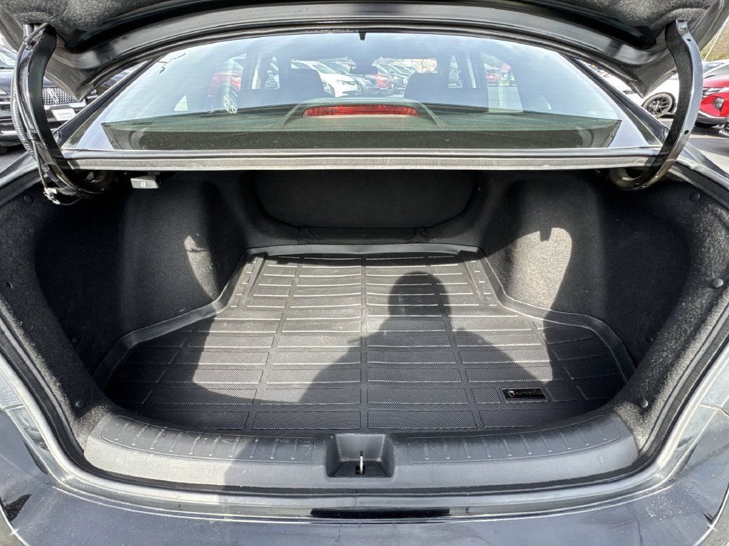 Used 2025 Honda Civic LX image 9