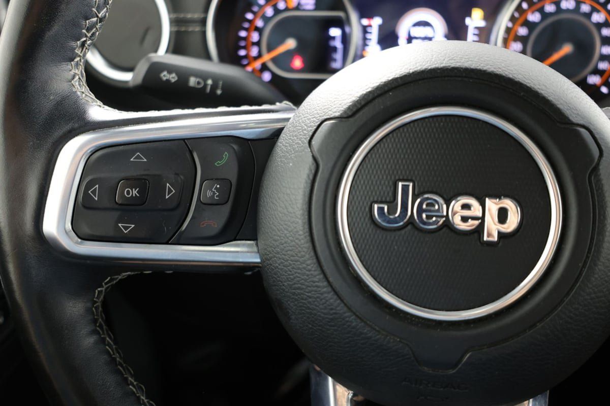 Used 2021 Jeep Gladiator Overland AWD/4WD image 27
