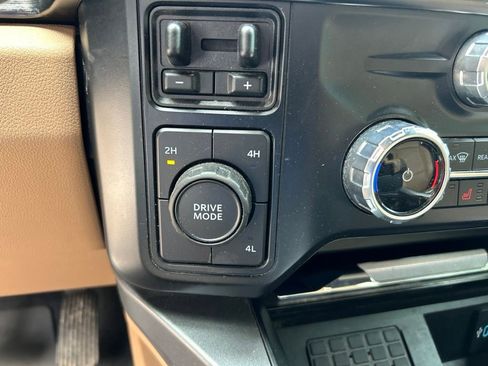 Used 2023 Ford F350 Lariat w/ Lariat Ultimate Package AWD/4WD image 52