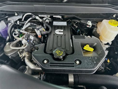 New 2026 RAM 4500 Tradesman 120CA Dually w/ Laramie Trim Package image 17