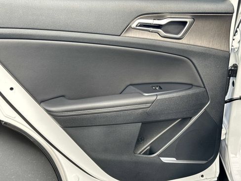 New 2026 Kia Sportage X-Line image 9