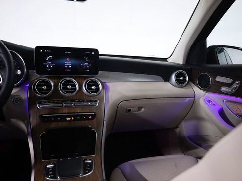 Used 2022 Mercedes-Benz GLC 300 4MATIC image 57