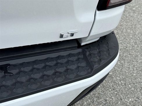 Used 2023 Chevrolet Colorado LT image 29