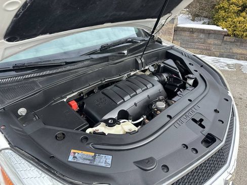 Used 2012 Chevrolet Traverse LS FWD image 13