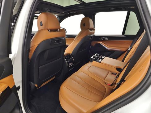 Used 2019 BMW X5 xDrive40i w/ Convenience Package image 38