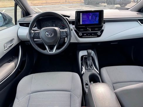 Used 2024 Toyota Corolla SE image 5