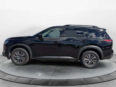 Used 2025 Nissan Pathfinder SV AWD/4WD image 6