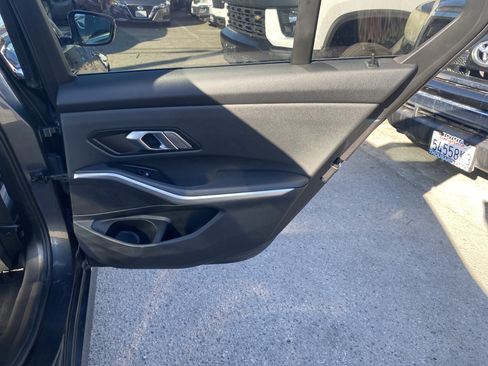 Used 2020 BMW 330i Sedan RWD image 21