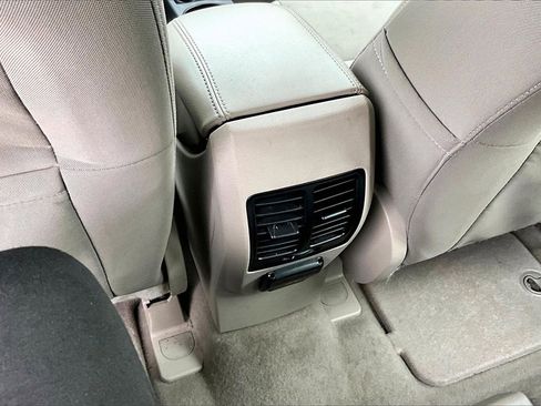 Used 2014 Ford C-MAX SE image 31