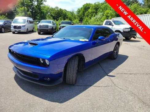 Used 2022 Dodge Challenger GT w/ Blacktop Package AWD/4WD image 8