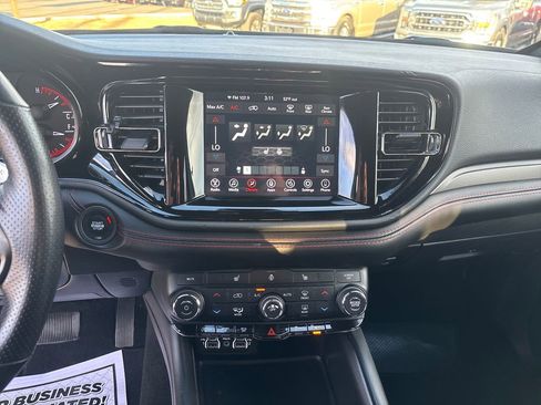 Used 2024 Dodge Durango GT image 18