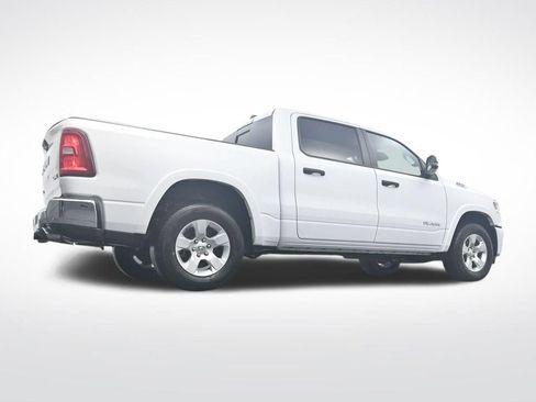 Used 2025 RAM 1500 Big Horn AWD/4WD image 33