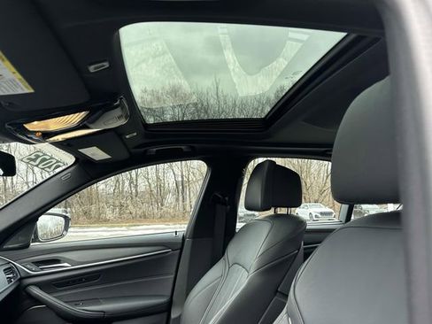 Certified 2023 BMW M550i xDrive w/ Executive Package image 29