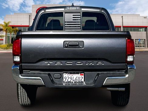 Certified 2019 Toyota Tacoma SR5 image 4