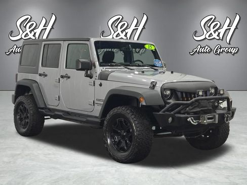 Used 2015 Jeep Wrangler Unlimited Sport w/ Quick Order Package 24S AWD/4WD image 2