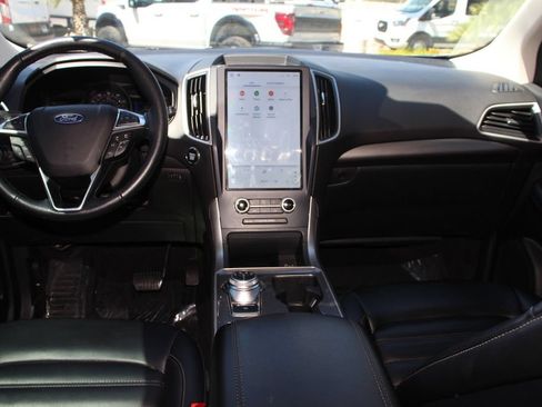 Certified 2023 Ford Edge SEL w/ Convenience Package AWD/4WD image 19