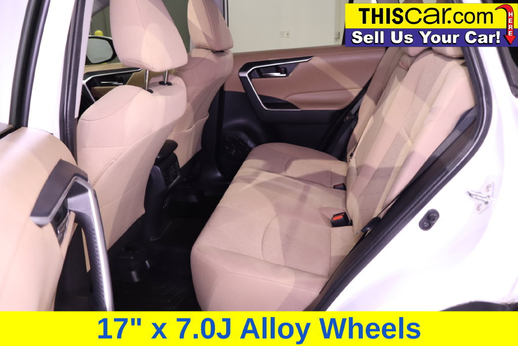 Used 2019 Toyota RAV4 XLE FWD image 30