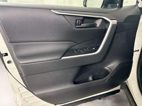 Used 2023 Toyota RAV4 LE image 12