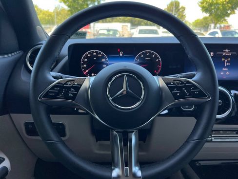 Certified 2026 Mercedes-Benz GLA 250 image 28