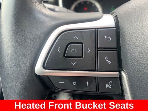 Used 2023 Toyota Highlander XLE AWD/4WD image 20