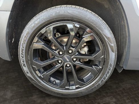 Used 2020 GMC Terrain SLT w/ Preferred Package AWD/4WD image 40