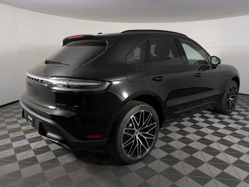 New 2026 Porsche Macan AWD/4WD image 7