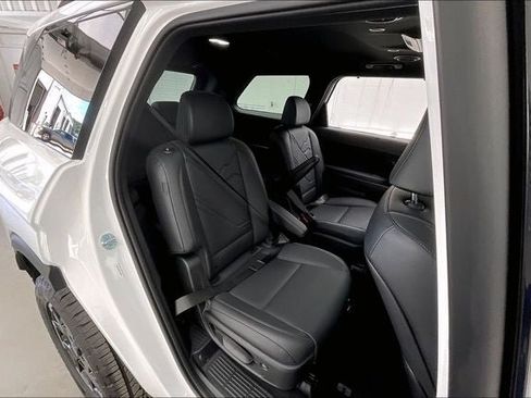 Certified 2026 Hyundai Palisade XRT Pro AWD/4WD image 19