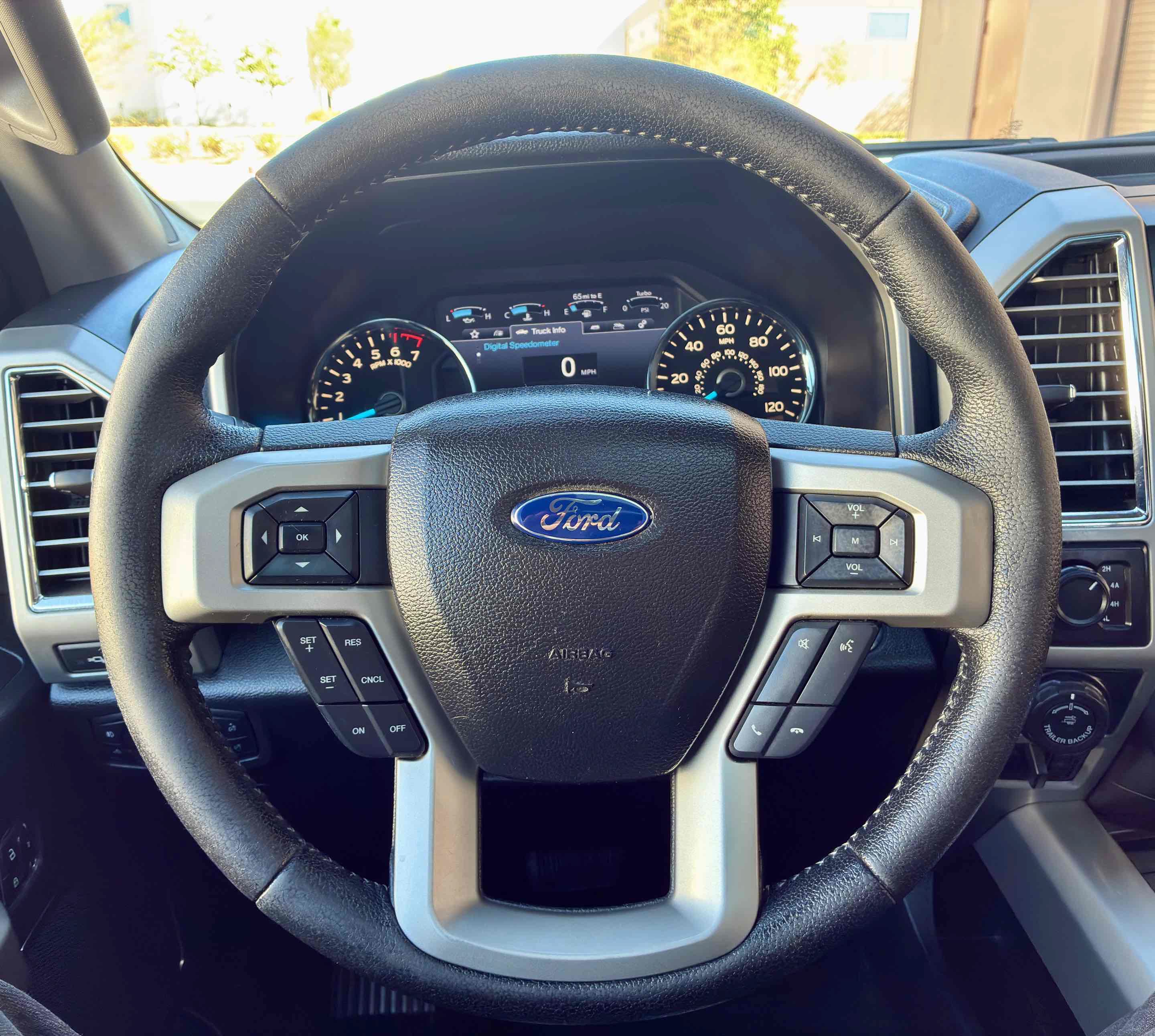 Used 2016 Ford F150 Lariat w/ Equipment Group 501A Mid AWD/4WD image 18
