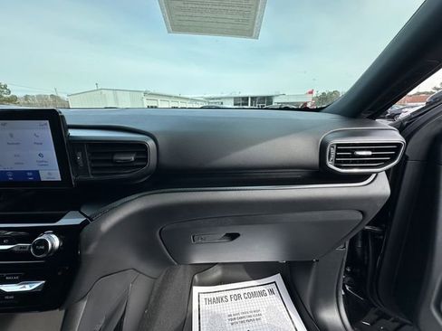 Used 2023 Ford Explorer ST-Line w/ Class IV Trailer Tow Package image 16