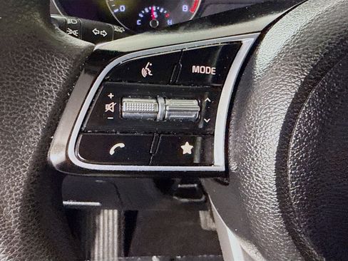 Used 2023 Kia Forte LXS FWD image 14