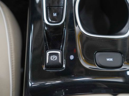 Used 2023 Buick Envision Avenir AWD/4WD image 24