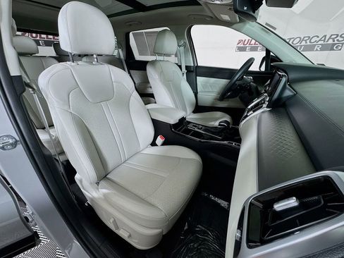 Used 2023 Kia Sorento SX image 30