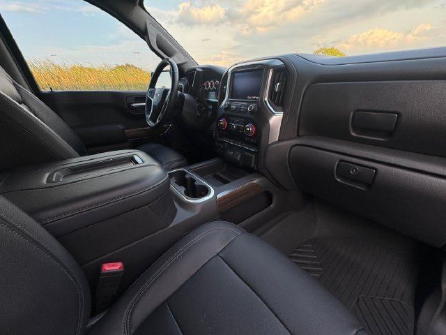 Used 2020 Chevrolet Silverado 1500 LT Trail Boss AWD/4WD image 31