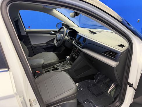 Certified 2024 Volkswagen Taos SE AWD/4WD image 24