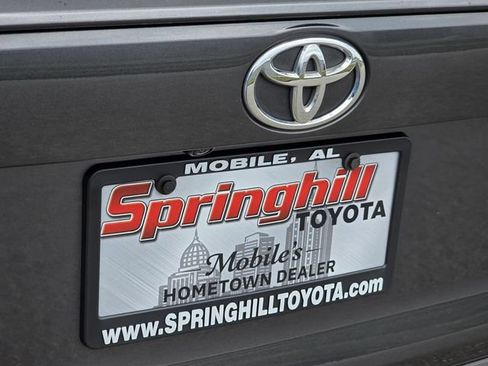 Used 2023 Toyota RAV4 XLE Premium FWD image 27