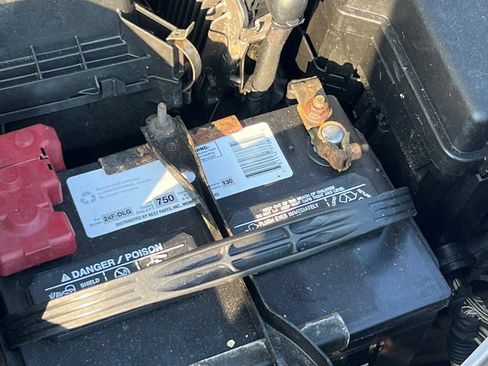 Used 2017 Toyota Sienna LE image 46