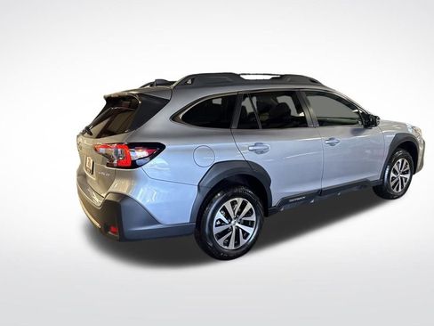 Certified 2024 Subaru Outback Premium image 6