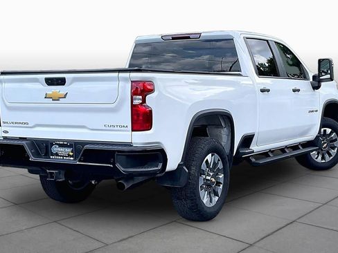 Used 2025 Chevrolet Silverado 2500 Custom w/ Custom Value Package AWD/4WD image 13