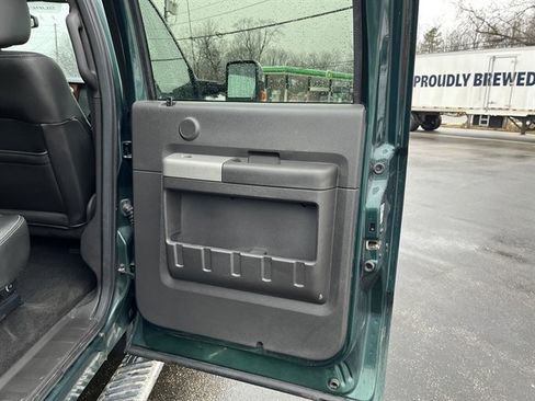 Used 2011 Ford F250 Lariat w/ Lariat Interior Pkg image 31