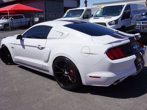 Used 2017 Ford Mustang GT image 4
