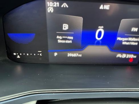 Certified 2022 Volkswagen Taos SE image 22