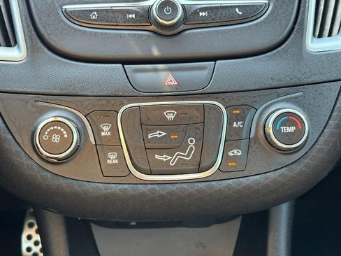 Used 2017 Chevrolet Malibu LS image 22