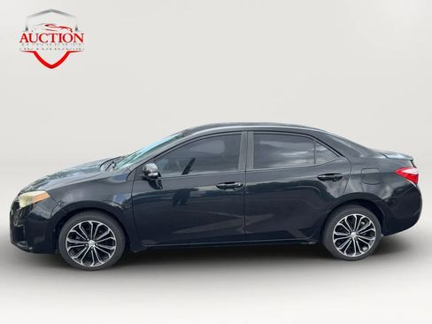 Used 2015 Toyota Corolla S image 4